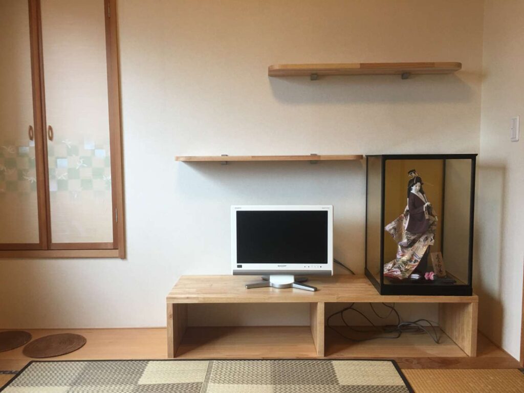 座間市 和室 違い棚 施工後