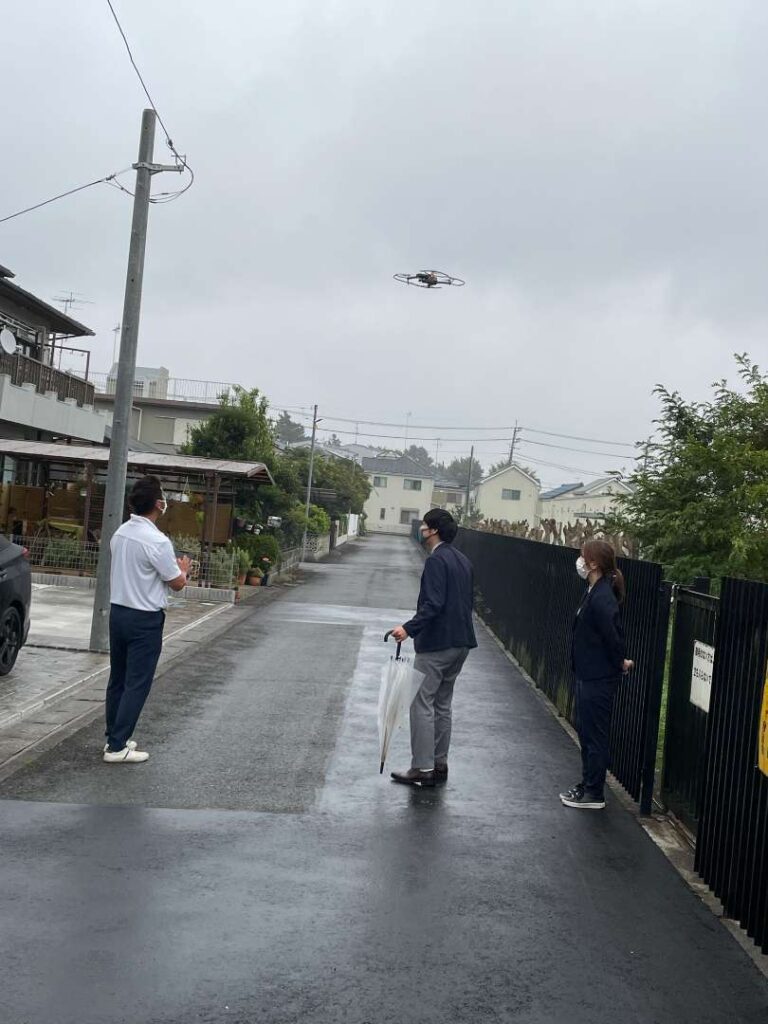 ドローン 飛行
